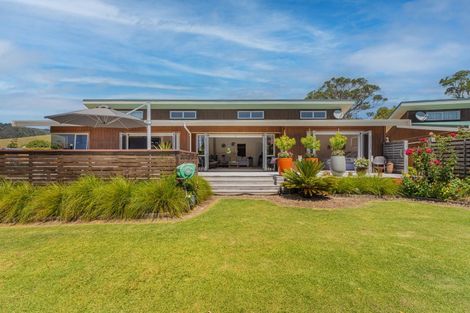 Photo of property in 38 Kawhero Drive, Kuaotunu, Whitianga, 3592