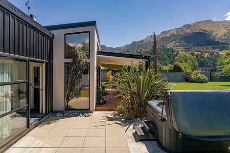Photo of property in 21 Hewson Crescent, Lake Hawea, Wanaka, 9382
