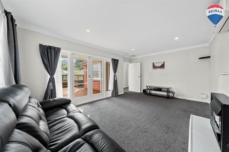 Photo of property in 113 Stokes Valley Road, Stokes Valley, Lower Hutt, 5019