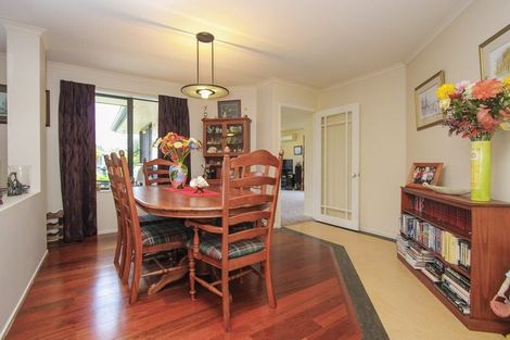 Photo of property in 26 Brittany Drive, Henderson, Auckland, 0612