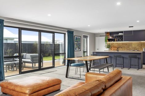 Photo of property in 12 Wycliffe Place, Solway, Masterton, 5810