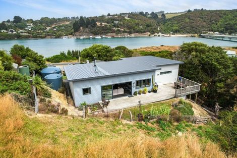 Photo of property in 1420 Taieri Mouth Road, Taieri Mouth, Brighton, 9091