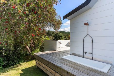 Photo of property in 164 Bambury Place, Onemana, Whangamata, 3691