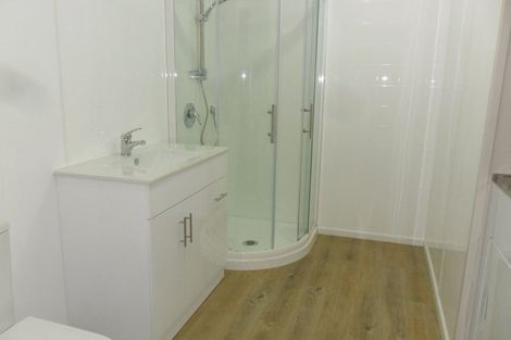 Photo of property in 2/1 Balmain Road, Birkenhead, Auckland, 0626