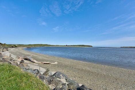 Photo of property in 50 Neva Street, Fortrose, Tokanui, 9875