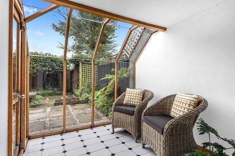 Photo of property in 2/20 Bristol Street, St Albans, Christchurch, 8014