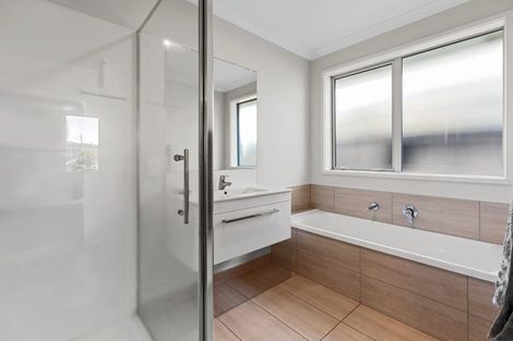 Photo of property in 12 Bill Miller Drive, Papamoa, 3118