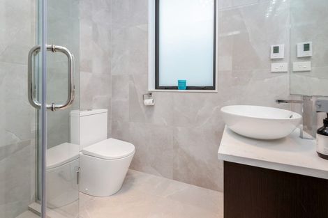 Photo of property in 6a Hostel Access Road, Eastern Beach, Auckland, 2012