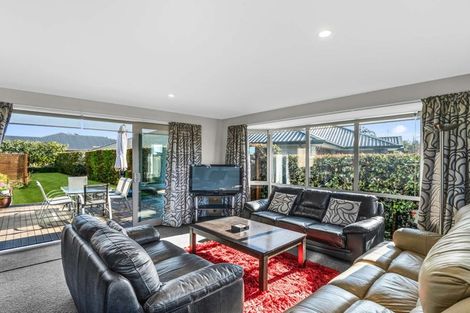 Photo of property in 31 Franklin Drive, Rangiora, 7400