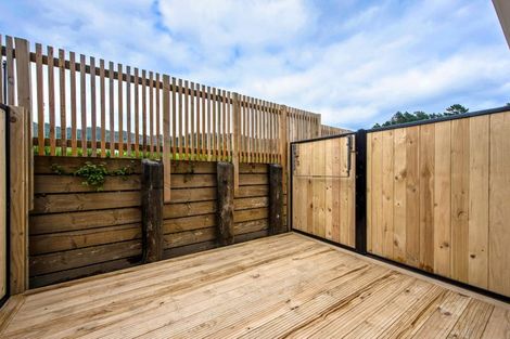 Photo of property in 8/370 Stokes Valley Road, Stokes Valley, Lower Hutt, 5019