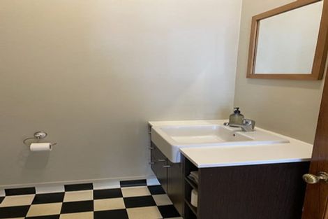 Photo of property in 1/12 Murphy Street, Thorndon, Wellington, 6011