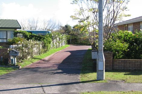 Photo of property in 8 Barton Place, Orewa, 0931