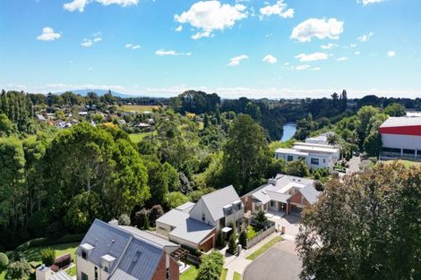 Photo of property in 16 Le Quesnoy Place, Cambridge, 3434