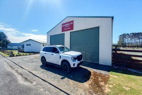 Photo of property in 5 Mcfeely Street, Tuatapere, 9620