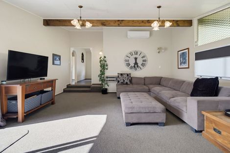 Photo of property in 63 Lanark Crescent, Tamatea, Napier, 4112