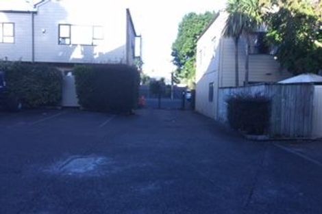 Photo of property in 5p Dryden Place, Mount Wellington, Auckland, 1051