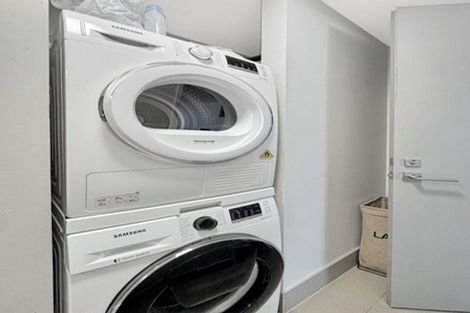 Photo of property in Masina Apartments, 306/80 Riddiford Street, Newtown, Wellington, 6021