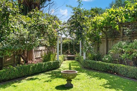 Photo of property in 19 Paremata Crescent, Paremata, Porirua, 5024