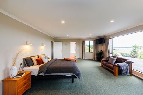 Photo of property in 80 Ngahere Park Road, Turitea, Palmerston North, 4472