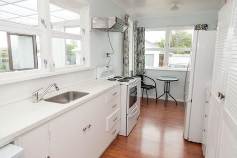 Photo of property in 11 Cobham Street, Levin, 5510