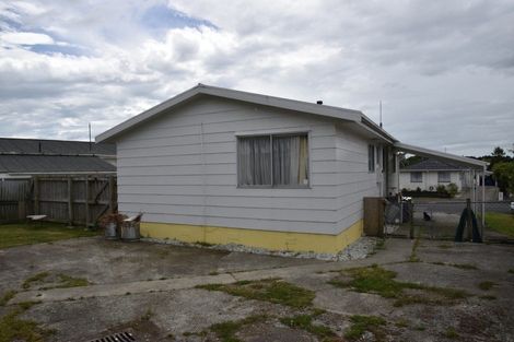 Photo of property in 56 Lauder Crescent, Heidelberg, Invercargill, 9812