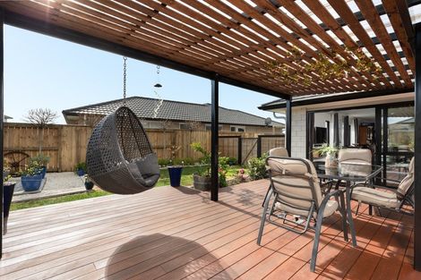 Photo of property in 87 Puhirake Crescent, Pyes Pa, Tauranga, 3112