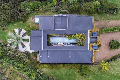 Photo of property in 195a Awaawaroa Road, Waiheke Island, 1971