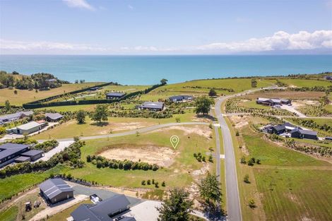 Photo of property in 17 Deck Road, Tasman, 7173