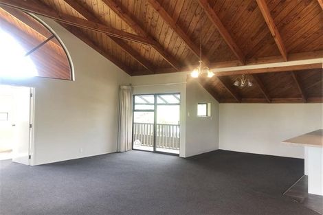 Photo of property in 3 Marae Road, Greenhithe, Auckland, 0632
