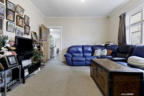 Photo of property in 21 Aparima Avenue, Miramar, Wellington, 6022