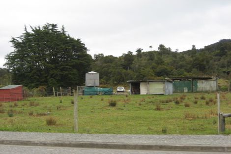 Photo of property in 637 Main South Road, Runanga, 7803