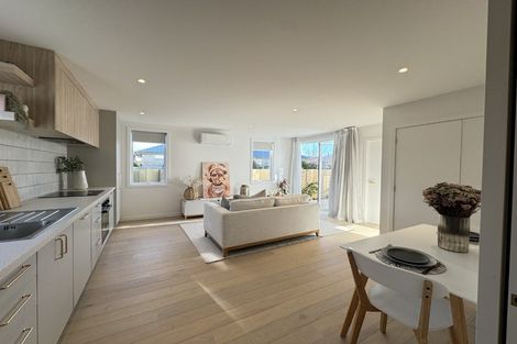 Photo of property in 37 Pembroke Street, Tawa, Wellington, 5028