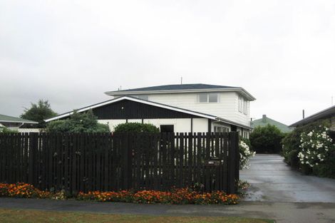 Photo of property in 37 Strathfield Avenue, Dallington, Christchurch, 8061