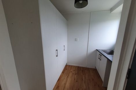 Photo of property in 12 Lipton Grove, Opaheke, Papakura, 2113