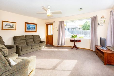 Photo of property in 2/18 Lincoln Road, Hillmorton, Christchurch, 8024