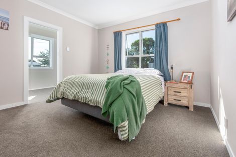 Photo of property in 11 France Street, Waiuku, 2123