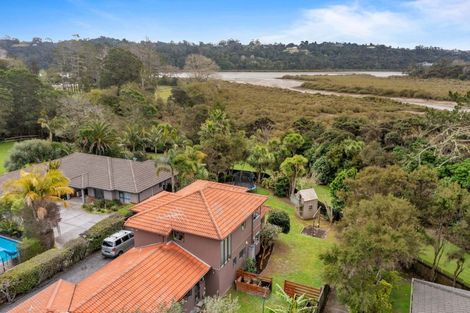 Photo of property in 16 Monkton Close, Greenhithe, Auckland, 0632
