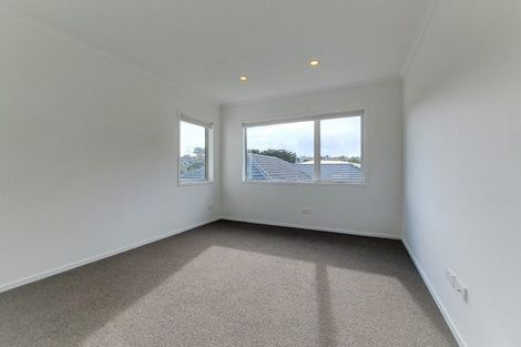 Photo of property in 37 Merriefield Avenue, Forrest Hill, Auckland, 0620