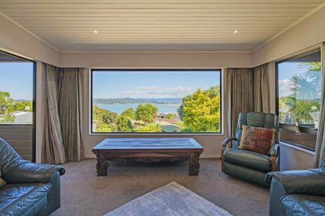 Photo of property in 3 Puriri Place, Whitianga, 3510