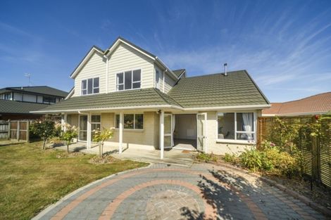 Photo of property in 15 Rosebank Avenue, Kelvin Grove, Palmerston North, 4414