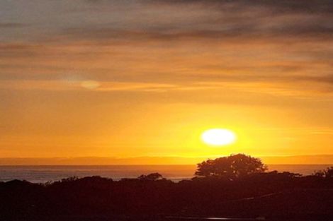 Photo of property in 44 Hume Street, Waitara, 4320