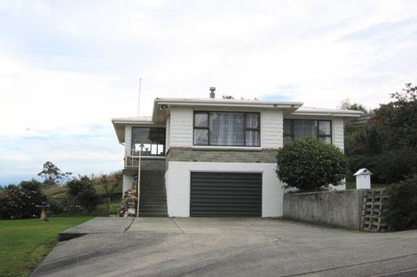 Photo of property in 1 Newarp Street, Balclutha, 9230