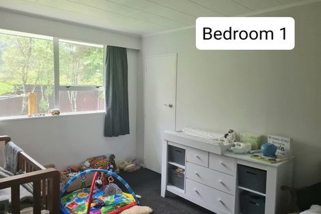 Photo of property in 2/5b Gemstone Drive, Birchville, Upper Hutt, 5018