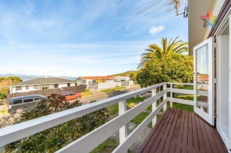 Photo of property in 22b Acacia Avenue, Maungaraki, Lower Hutt, 5010