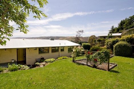Photo of property in 5 Branxholm Street, Roxburgh, 9500