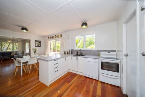 Photo of property in 117f Seaview Road, Westown, New Plymouth, 4310