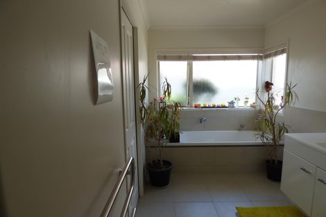 Photo of property in 8 Cambourne Road, Papatoetoe, Auckland, 2025