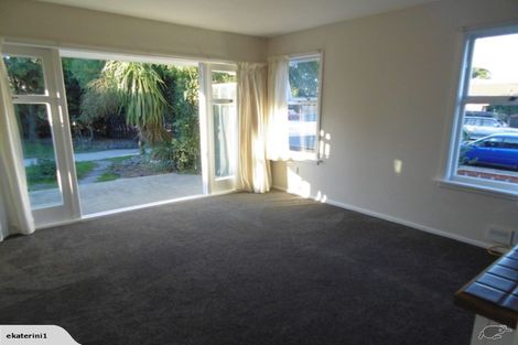 Photo of property in 1 Ambleside Drive, Burnside, Christchurch, 8053