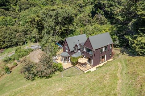 Photo of property in 242 Little Akaloa Road, Little Akaloa, Akaroa, 7583