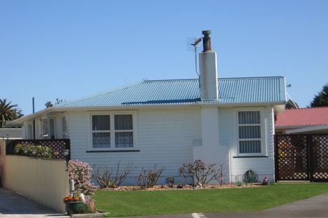 Photo of property in 13 Mark Perreau Place Foxton Horowhenua District